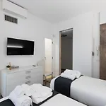 Borgo Coloniola View * קומו