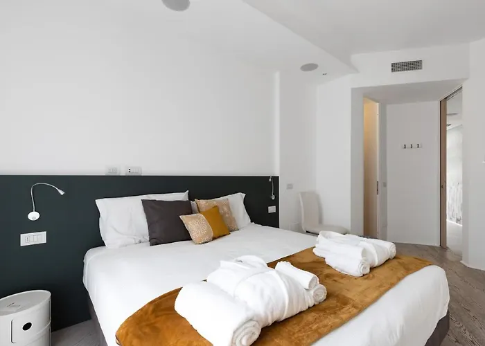 Borgo Coloniola View Apartment