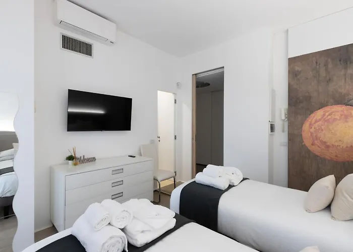 Borgo Coloniola View * Como