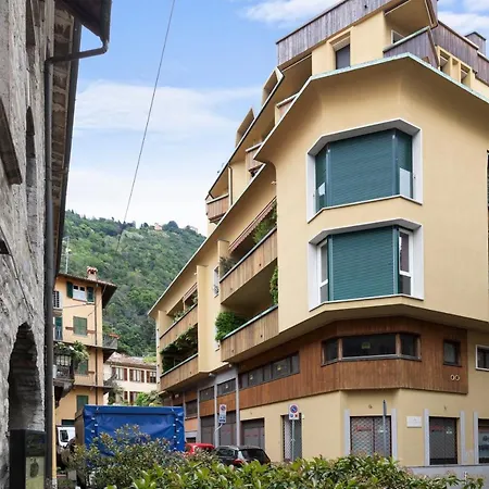 Borgo Coloniola View Como